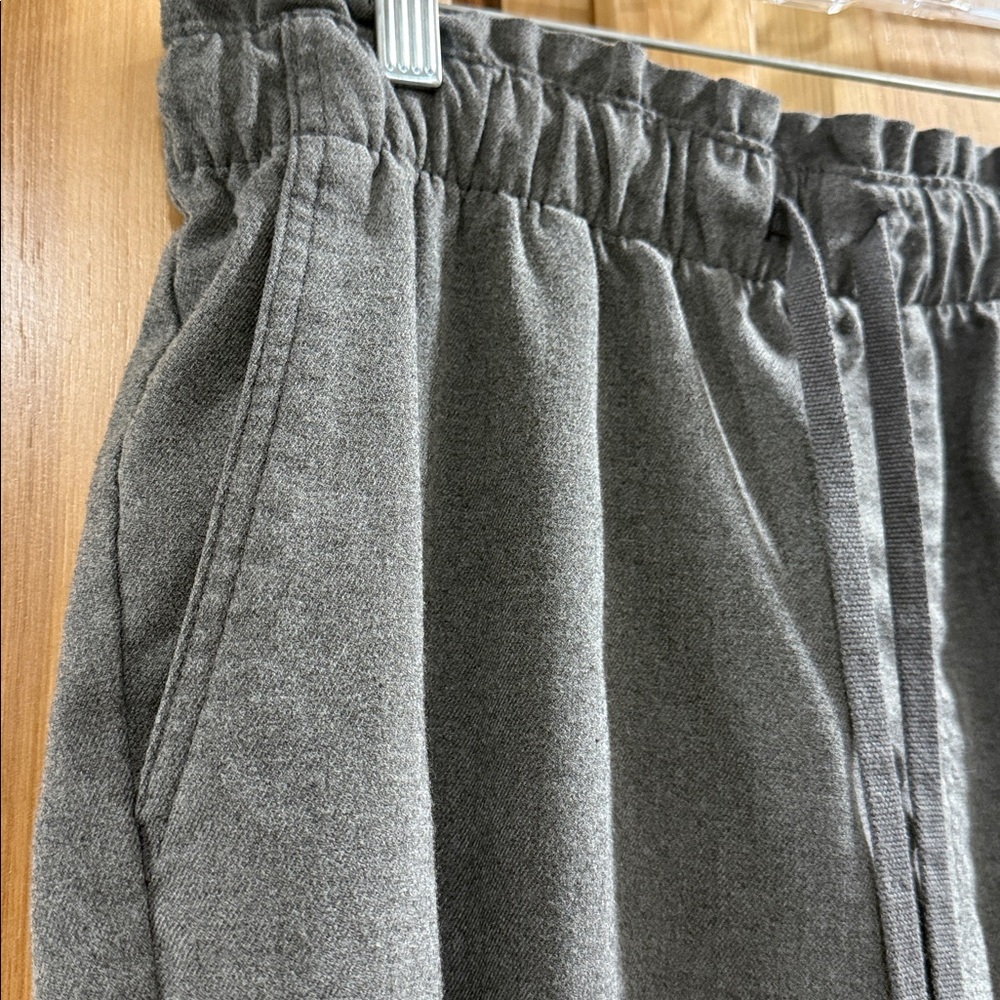 Abercrombie & Fitch Gray Pull On Business Casual Elastic Waist Dress Pants SizeM - Picture 4 of 13
